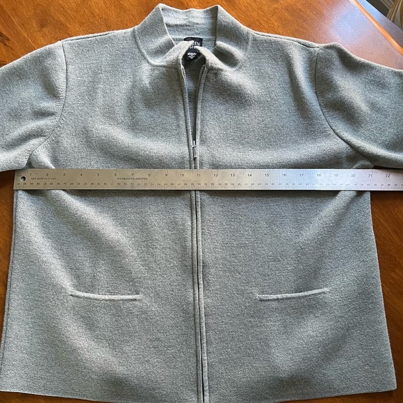*Imperfect* Eileen Fisher Sweater Women's Medium Gray Full Zip 100% Wool - Picture 11 of 12